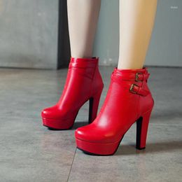 Dress Shoes 2023 Autumn And Winter Short Boots High Heel Waterproof Platform With Metal Buckle Style Simple Fashion