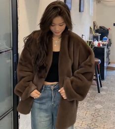2024 New Women's Leather and fur Leather and fur integrated jacket for women, loose and lazy, keeping warm, imitating mink fur, Maillard environmentally friendly fur