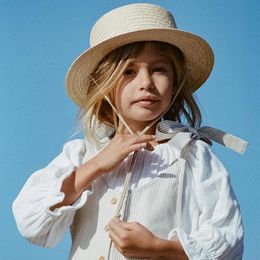 Caps Hats Designer White Boater Hat With Drawstring Chin Strap Kids Summer Straw Sun Hats Parent-child Hat Girl Boy Beach Hats 231123