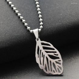 Pendant Necklaces 1pcs Stainless Steel Hollow Leaf Plant Leaves Maple Fallen Flower Lucky Necklace Jewelry Like Angel Feathers Gift