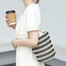 Evening Bags Ins Style Minimalist Stripe Bucket Bag Small Top Handle Handwoven Tote Korean Open Pocket Knit Handbag