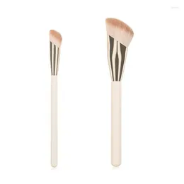 Makeup Brushes Soft Brush Oblique Head Liquid Foundation Concealer Cosmetics Blending Face Contour Beauty Tool