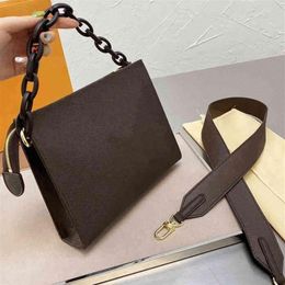 Designers Wash Bag Womens Cosmetic bags totes Women Fashion Brand Pochette Handbags Purses With Chain Shoulder Strap 89fw#354L