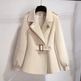 Womens Jackets Autumn And Winter Wool Jacket Clothing Woollen Coats Belt Short Clothes Female Beige Windbreaker Outerwear 231204