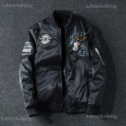 Doudoune New Mens Bomber Coat Male Both Sides Wear Embroidery Casual Pilot Jacket Streetwear Men Brand Clothing AYB3