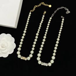 Designer de luxo moda frisado colares feminino pérola diamante gargantilhas colares ouro prata opcional festa presente jóias