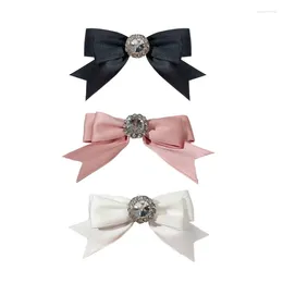 Brooches Sparkling Black Bowknot Brooch Fashionable Accessory Neck Tie Sweater Suitable For Wedding Party And Graduation