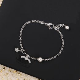 Designer Bracelet Luxury WomenCharm Bracelet Letter Flower Gem Bracelet Couple Jewelry very good gift