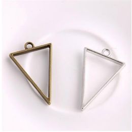 100pcs Vintage Style Bronze Silver Alloy Triangle Charms Hollow glue blank pendant tray bezel charms For Jewellery Making 39x25m292O