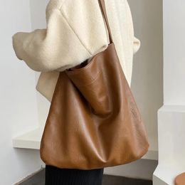 Evening Bags Luxury Handbag Vintage Pu Leather Shoulder Bags For Women Large Capacity Soft Leather Female Shopping Bag Pack mochila 231205