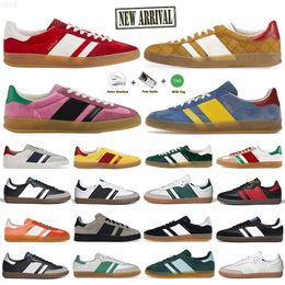 Top Gazelle Mens Casual Shoes Mexico White Vegan Black Gum Red Blue Bold Glow Pulse Mint Pink Solar Yellow Flat OG Veet Men Women 01