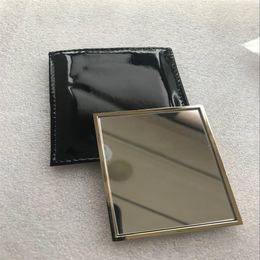 with logo Y hand mirror with gift case gold Colour makeup mini mirror Portable classic style Anita Liao327L