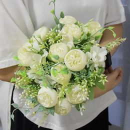 Decorative Flowers Artificial Simple 3 Heads Bouquet Rose Silk High End Wedding Party Bride Home Table Plant Outdoor Decoration Accessories