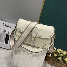 Retro Sutra Baskı Besigners Bags Lüks Süslü Kilit Omuz Çantası Yumuşak Deri Kadınlar Mektup Çanta Crossbody Moda Alışveriş Çok Renkli Çanta Satışları