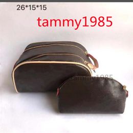 Women cosmetic bag large capacity travelling famous designer classical men toiletry make up wash toilet two pecs262R