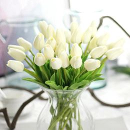 Decorative Flowers Wreaths 31Pcs Tulips Artificial Flower Real Touch Tulipe Flowers Fake Flowers Wedding Decoration Flowers Christmas Home Garden Decor 231205