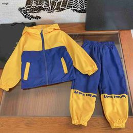 Brand baby tracksuits kids designer clothes Color blocking design hooded jacket set Size 100-160 girl boy coat and pants Nov25