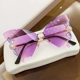 Sunglasses For Women Luxury Designer Butterfly Rimless Oversized Sun Glasses Bling Style Eyewear Feminino
