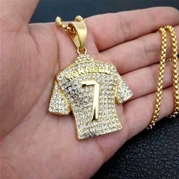 Men's Necklace Football 7 Pendant With StainlSteel Chain and Iced Out Bling Rhinestones Necklace Hip Hop Sports Jewellery X0707212Q