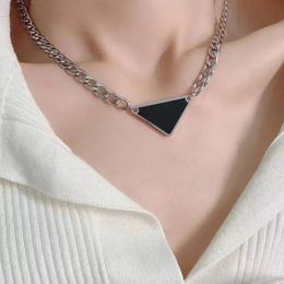 Chokers Reverse Triangle Necklace Metal Label Pendant Street Men's and Women's Necklace Hip Hop Chain Temperature Necklace 2021 231205