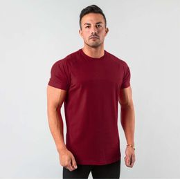 LL New Stylish Plain Tops Fitness Mens T Shirt Short Sleeve Muscle Joggers Bodybuilding Tshirt Male Gym Clothes Slim Fit Tee Fashion Brand Clothes