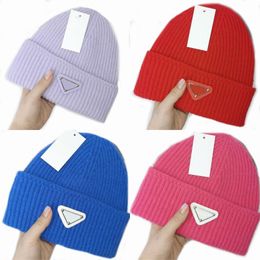 Luxury beanie designer white winter hat for men knitted wool bonnet luxe front triangle letters elasticity simple ski keep warm skull caps womens popular ga046