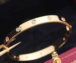 2024 V gold material Luxury quality punk thick bracelet with 10 pcs diamond for women and man wedding jewelry gift with box PS2033