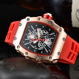 Wristwatches Non-automatic Mechanical Men's Leisure Sports Watch Fashion Hollow Luxury Watches High Hardness Dial Clock