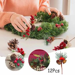 Decorative Flowers 12Pcs Artificial Flower Christmas Green Red Berry Holly Branch Home Decor Hanging With Lights