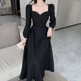 Casual Dresses Insdoit French Vintage Court Style Dress Autumn Peach Collar Waist-Slimming Long Elegant Little Black