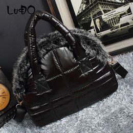 Evening Bags LUCDO Brand Luxury Handbag Winter Woman Warm Space Cotton Shell Bags Designer Rabbit Fur Bag Ladies Shoulder Bag 231205