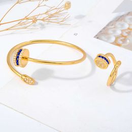 Designer bracelets for men and women High end luxuryPopular Iron Nail Black Green Red Royal Blue Rhinestone Gold Plated Bracelet Ring