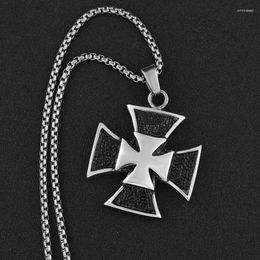 Pendant Necklaces Retro Cross Shape Necklace Men's Fashion Vintage Metal Sliding Accessories Party Jewelry