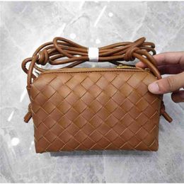 Authentic BottegvVeneta Womens Bags Bag Woven Loop Square Designer Cloud Venetas Leather Fashion Bags Fashion Handheld One Shoulder Crossbody Outlet PJJFYD WN2WX