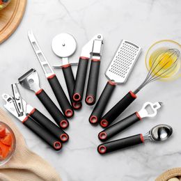 Cooking Utensils Colour Contrat Handle Mall Kitchenware 9 piece Et Peeler Pizza Knife Melon Planer And Egg Beater Combination Kitchen 231205