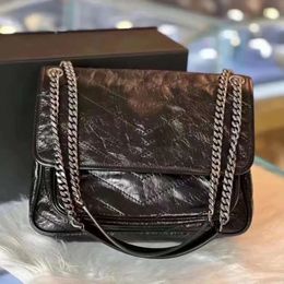 Black Top Quality Genuine Leather Designer Bags Women's shoulder bag Messenger Bag Easy Pouch On Strap Bag chain bag one shoulder