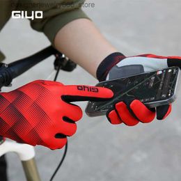 Five Fingers Gloves GIYO S-09 Cycling Gloves Touchscreen Full Fingers Men Women Breathable Outdoor Sport Mittens Wear-resisting Thermal Bike Gloves Q231206