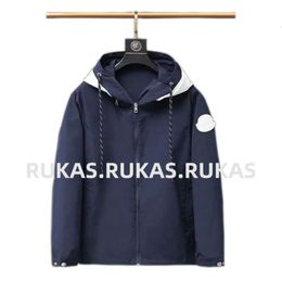 Mens Hoodies Sweatshirts 2023 Spring Casual Coat Men And Women With The Same Trend New Hooded Luxury Fashion Simple Design Windproof Mountaineering Clothing NFC sca