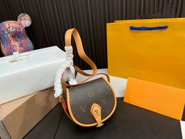 23SS Women Luxurys Designer Saddle Bags Leather Handbag Shouder Crossbody Ladies Small and Exquisite Handbags Pouch Purse