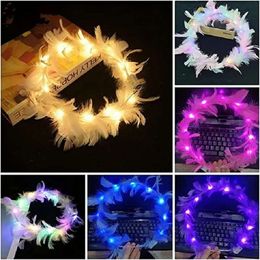 Akcesoria do włosów na nakrycia głowy 10pcs Kwiaty LED Szaliki Lumoinous Feathers Angels Crown Headbands Wedding Party Prezent Świąteczny 230815