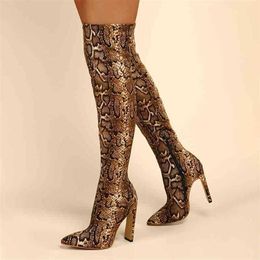 Boots Pointed Fashion Outdoor Thick Heel Snake Pattern Inner Zipper Natural Beauty Yards 220901