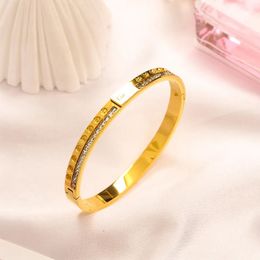 T GG Famous Style Designer Brand Letter Bangle High Quality 18K Gold Plating Stainless Steel Bracelets Inlaid Crystal Rhinestone Bracelet Jewellery Accessories