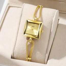 Wristwatches Niche Ladies Watch Luxury Fashion Minimalist Small Square Plate Alloy Bracelet Antique Quartz Women's Reloj Para Mujer