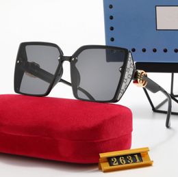 Designer-Sonnenbrillen, modische Goggle, Vintage-Sonnenbrillen für Damen und Herren, klassisch, cool, lässig, Geschenkbrille, Strandbeschattung, UV-Schutz, polarisierte Brille mit Box