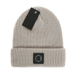 Fashionable brimless cap designer for men and women, winter warm wool hat, unisex skiing hat, high-density knitted hat