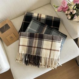 Scarves Designer Classic Plaid Scarf For Women Fashion Autumn And Winter Outdoor Warm Imitated Cashmere Tassel Shawl Collar