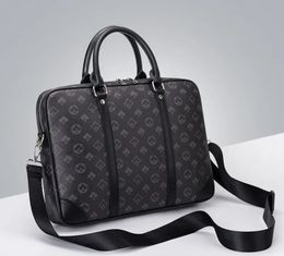 2023 designer homens maleta de ombro preto marrom bolsa de couro luxo homem de negócios bolsa para portátil sacos do mensageiro 3 cores com saco de pó
