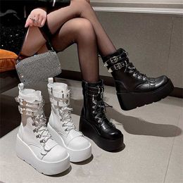 Boots Thick Bottom Riveted Dark Motorcycle Winter New Punk Martin Large Womens Boot 230830