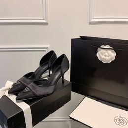 scarpe rhinester scarpe singole a punta scarpe da donna Scarpe eleganti classiche con canale con lettera nera con tacco alto