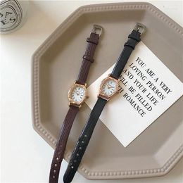Wristwatches Ready Stock Wine Barrel Watch Ins Style Simple Ladies Quartz Watches
